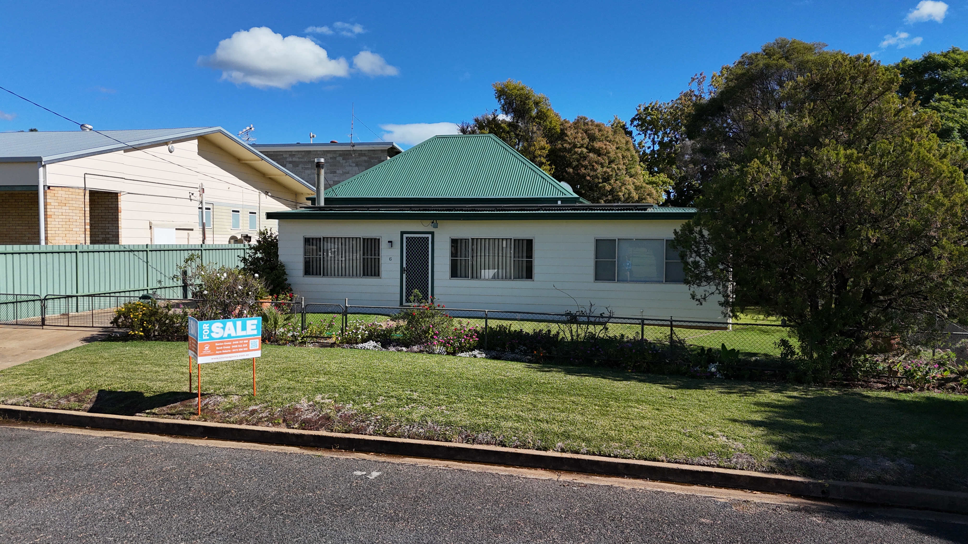 6 Bombelli Street